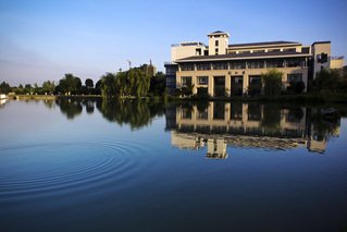 本站按公开材料组织页面